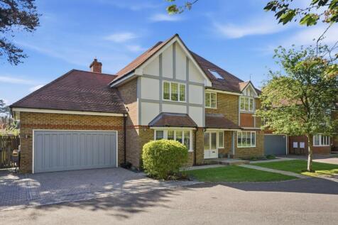Tadworth, KT20 - property photo