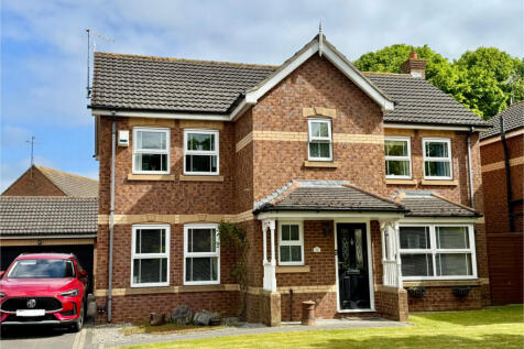 4 Bedroom Detached House - For Sale