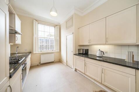 Holland Park Avenue, Holland Park photo 3