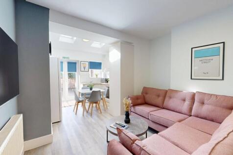 4-bed house on 15 Mettham Street NG7 1SH, £758/mo