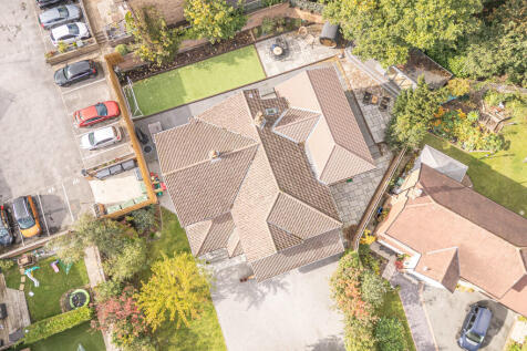 72 - 10 Bradfield...