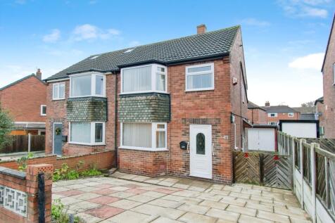 Leeds, LS26 - property photo