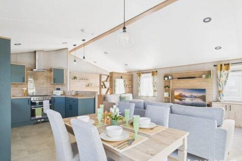 Cam02173g0 Pr0276 Still032