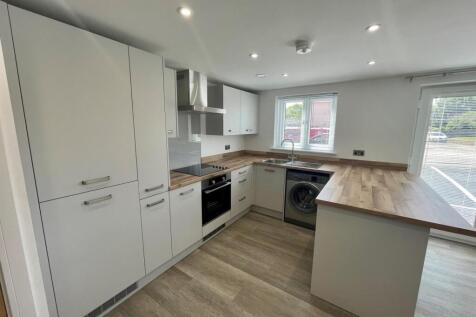 Rowan Apartments, Park View, Lofthouse, WF3 photo 3