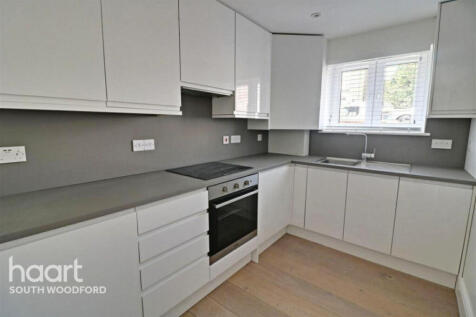 Chigwell Road, South Woodford photo 3