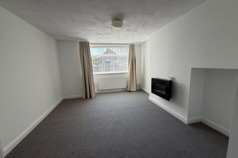 19 Archer Grove, ,  photo 3