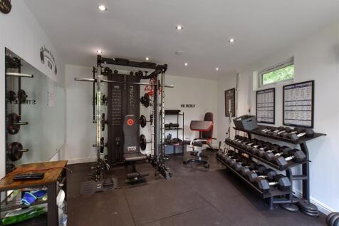 Office (Used As A Gym)