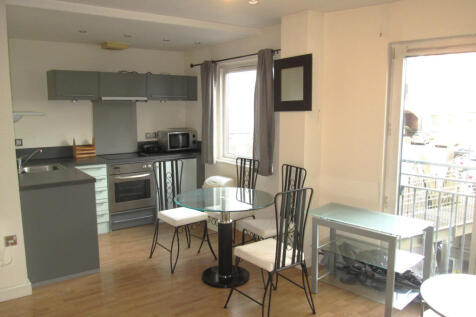 Dining / Lounge Area