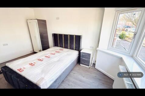 Beeches Road, Birmingham, B42 photo 3