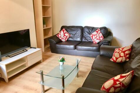 £151 pppw inc 3 bills - 11 Victoria Road, Manchester, Greater Manchester, M14 photo 2