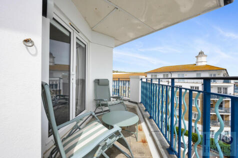 Collingwood Court...