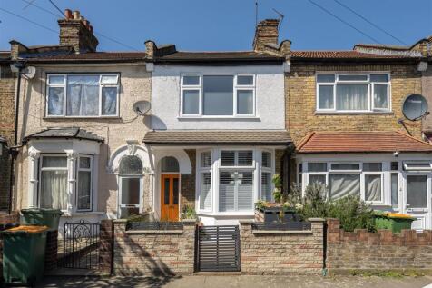 Kingsland Road, E13