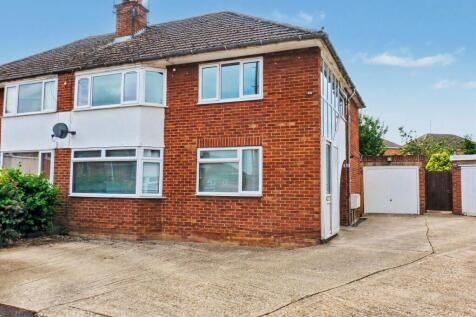 Banbury, OX16 - property photo