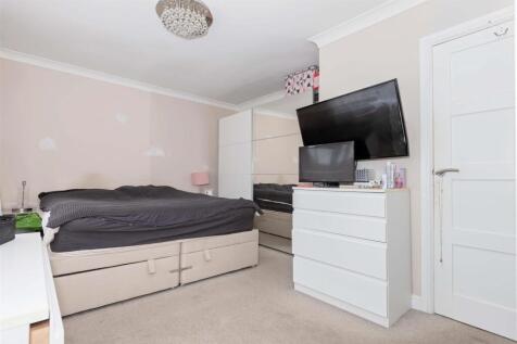 Barrington Close_1.jpg