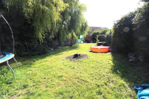Rear gdn pic.JPG