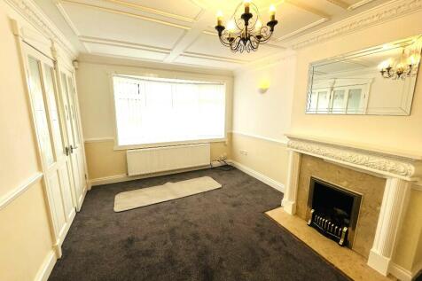 Greatham Close, Middlesbrough, North Yorkshire, TS5 photo 3