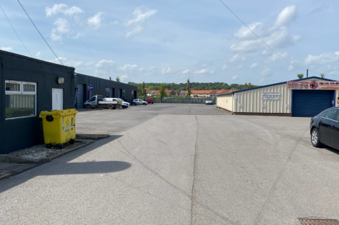 Light Industrial to rent Image 6