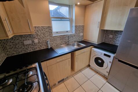 Avoncroft Court, Leamington Spa photo 2