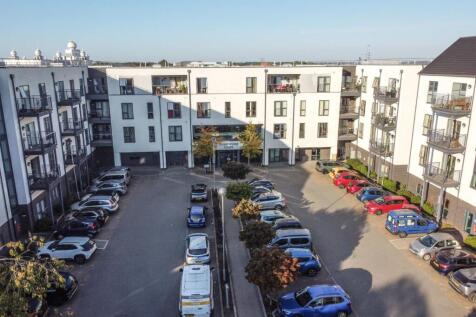 150 Queensway Court_.jpg