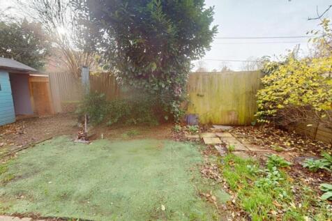 7-Long-Meadow-Close-12082025_144156_defurnished