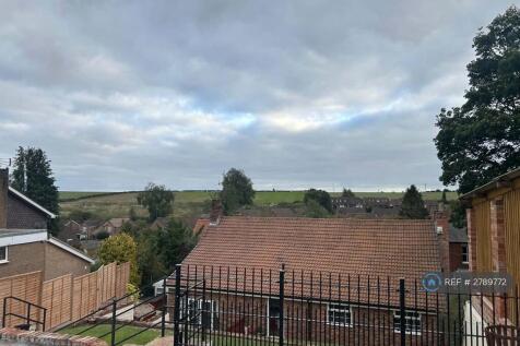 5-bed detached on Old Village Road, Cottingham, HU20, £2,450/mo