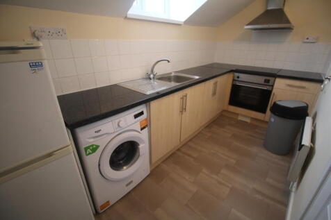 Flat 5, 9 Charlotte Street, Leamington Spa photo 3
