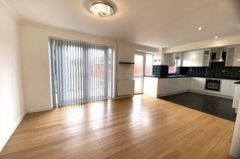 Linnet Close - Online Registration Required photo 3