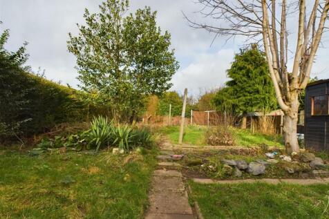 Private Enclosed Rear Garden