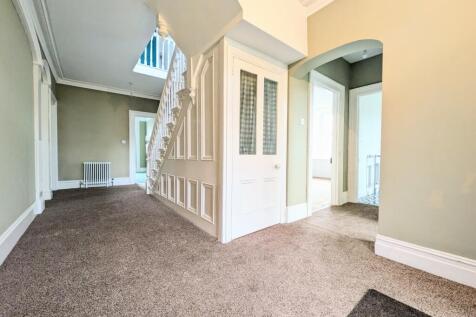 PXL_20241213_122359060.MP~2