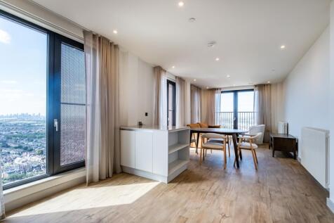 The Eades, 11 Selborne Road London E17 photo 4