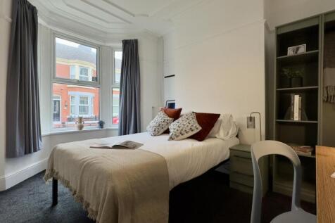 1-bed house on Empress Road, Liverpool, £613/mo