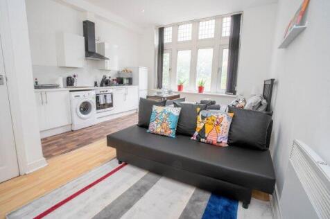 chapeltown-road-ls7-3hy-1058524