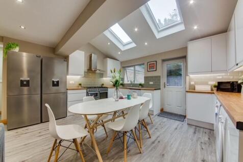 6-bed house on £170 pppw, 21 Swenson Avenue, £4,420/mo