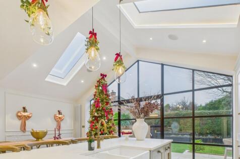 Open Plan Family Dining Kitchen