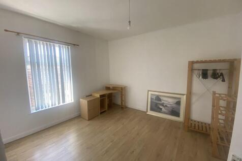 Cromwell Street, Heaton Norris photo 5