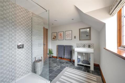 August Lodge PH-55.jpg