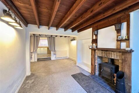 High Street, Great Broughton, North Yorkshire photo 3