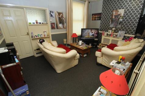 Lounge1.JPG
