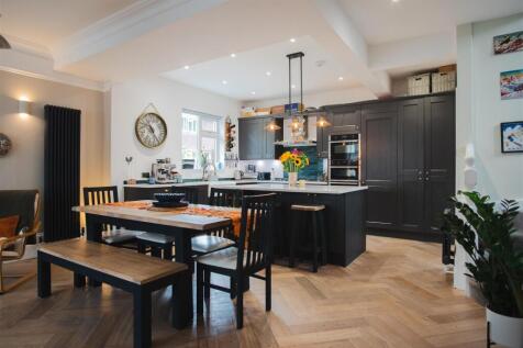 Horsham Road - Final Images - Ralph James - Ahead 