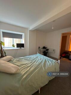 St Georges Lodge, Stalybridge, SK15 photo 5