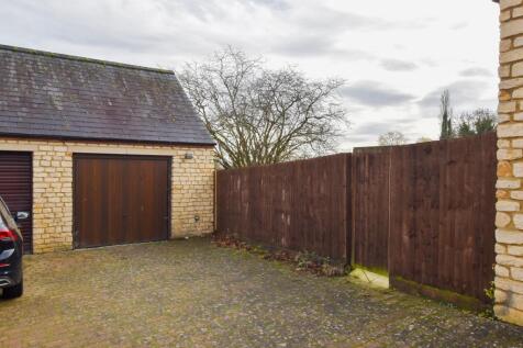 Garage &amp; Driveway