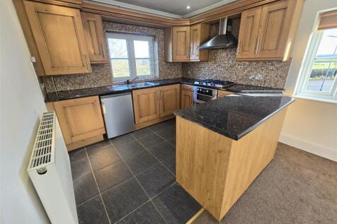 Levington Court, Kirklevington, Yarm photo 3