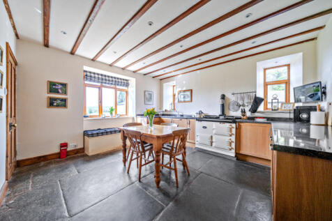 Exceptional Smallholding Property