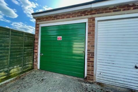 Garage jpg