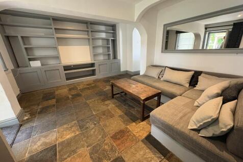 Reception room 1