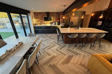 Open Plan Kitchen/Dining/Living Room