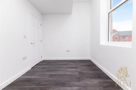 Bank Apartments Peveril St Nottingham NG7 4AH