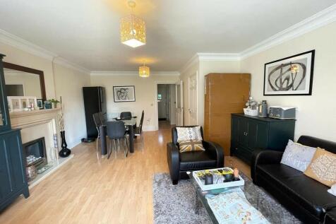 65178_10213100010...