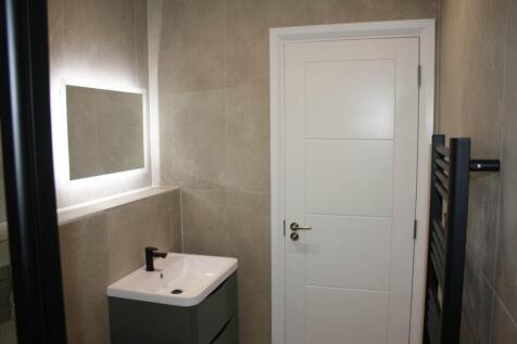 16 St Cuthbert Street photo 5