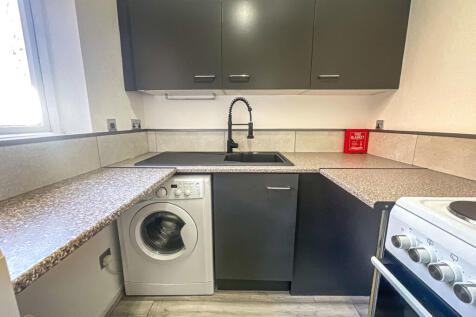Swan Gardens, Birmingham, West Midlands, B23 photo 4